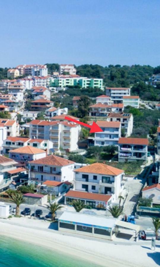 Copacabana Beach Apartments โตรกีร์ ภายนอก รูปภาพ